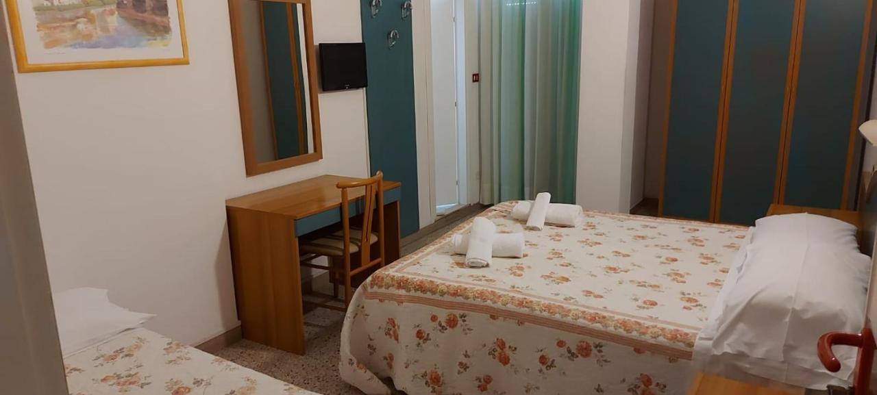 Hotel Santini Rimini Dış mekan fotoğraf